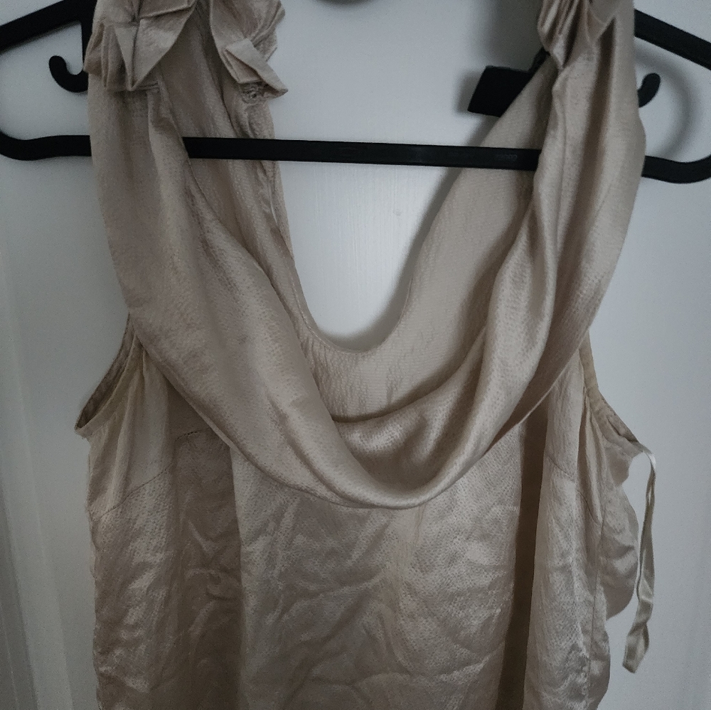 White house black market top small